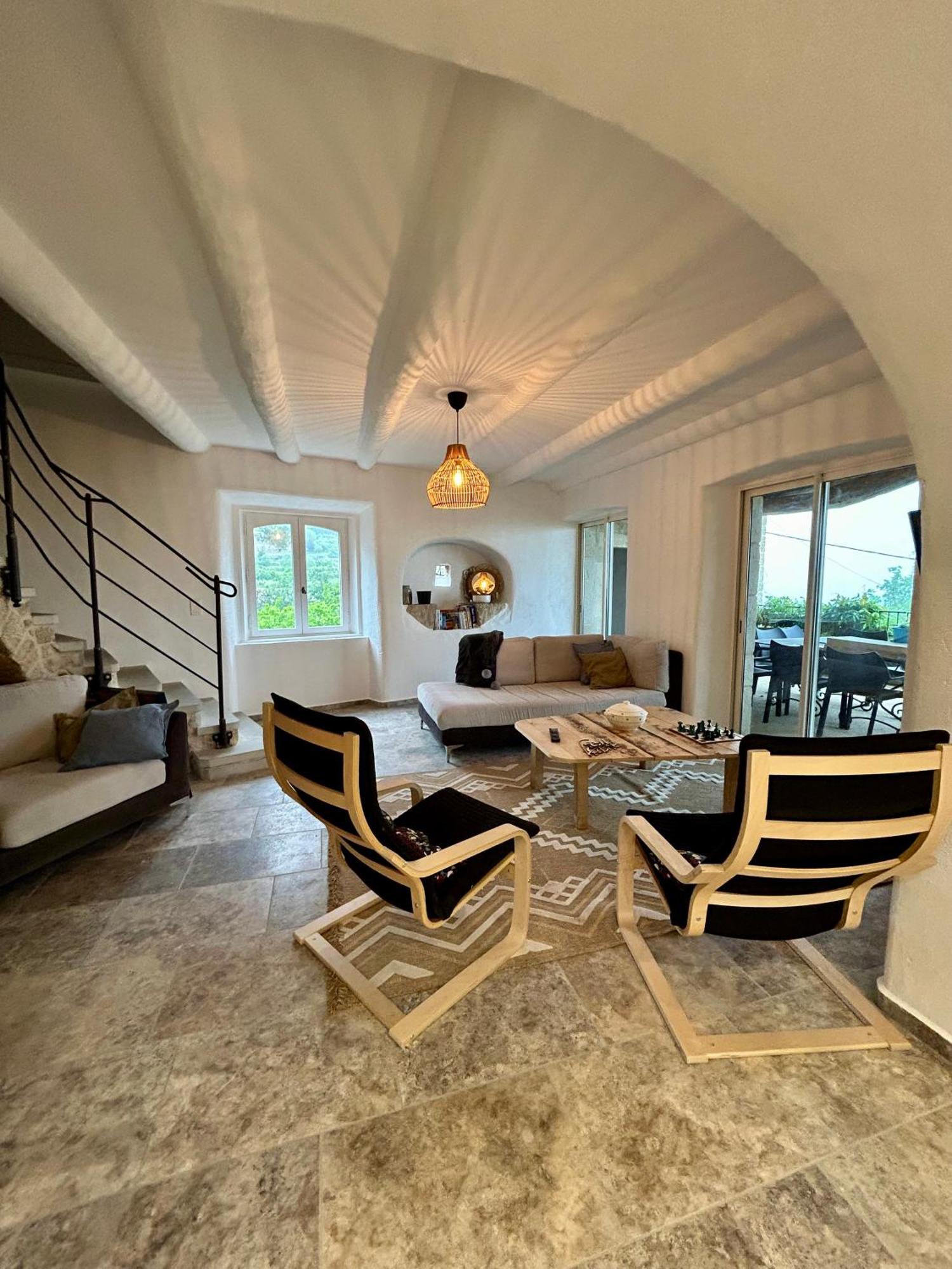 Mas Chantequinson Holiday home